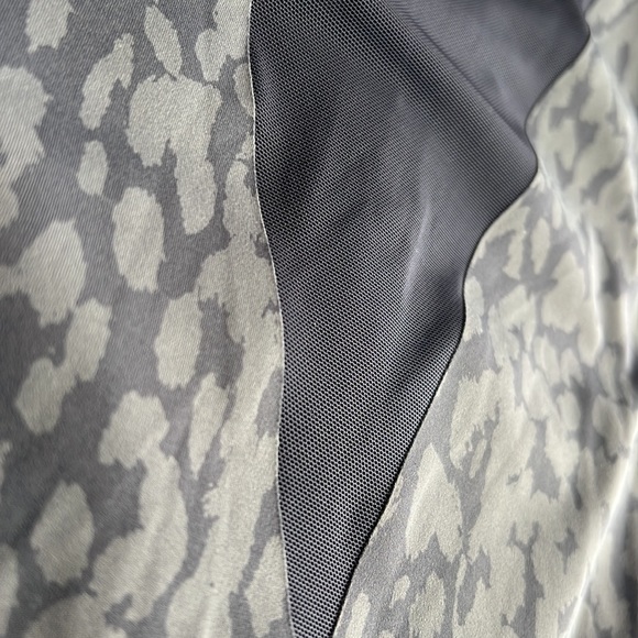 🎯Rare NWOT Varley Tennis Dress Shadow Animal Size Small - Picture 5 of 16